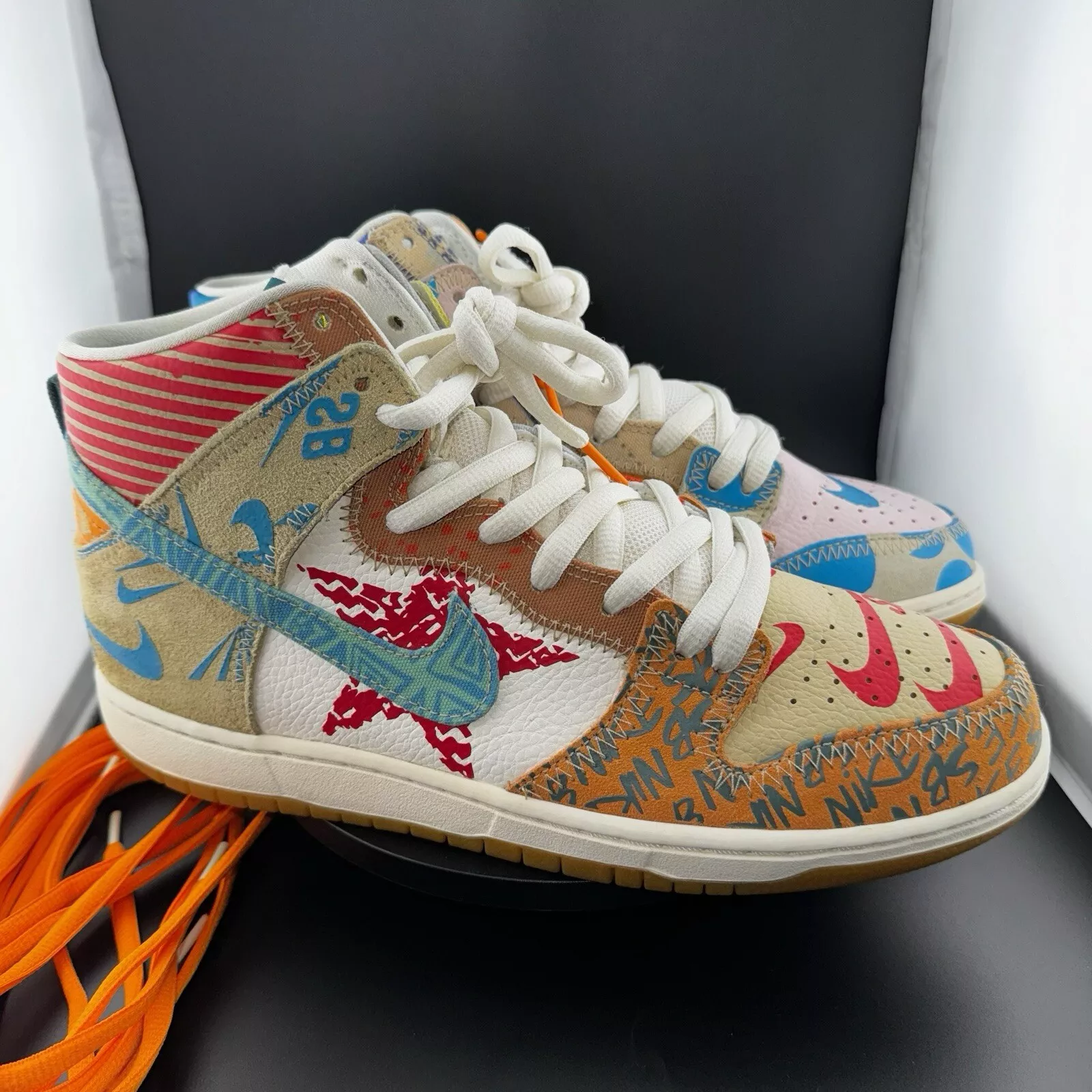 Nike SB Dunk High Thomas Campbell What the Dunk 918321-381