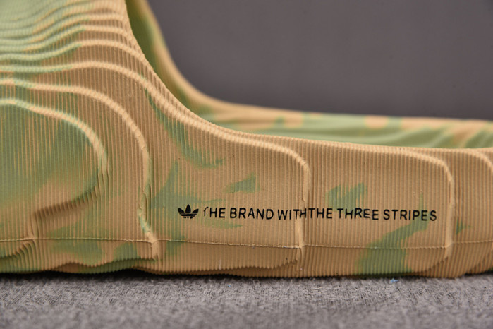  adilette 22 "magic lime" slides gy1597