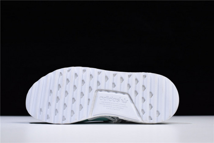 pharrell x  nmd hu holi nmd mc "youth" green/white f99760